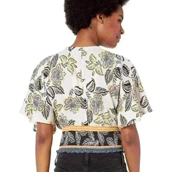 NWT  Angie tie front floral shirt with elastic women L - Picture 2 of 7